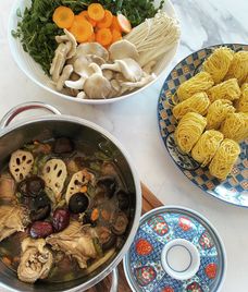 lẩu gà ớt hiểm