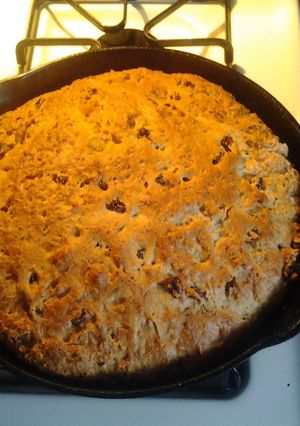 A picture of Moms Irish soda bread.