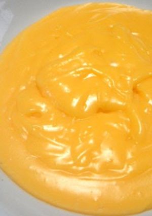 A picture of Very Easy Custard Cream in a Microwave.