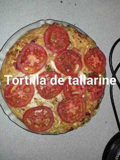 Una foto de Tortilla de tallarines