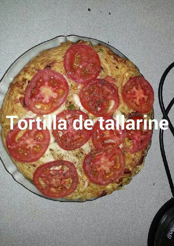 Una foto de Tortilla de tallarines