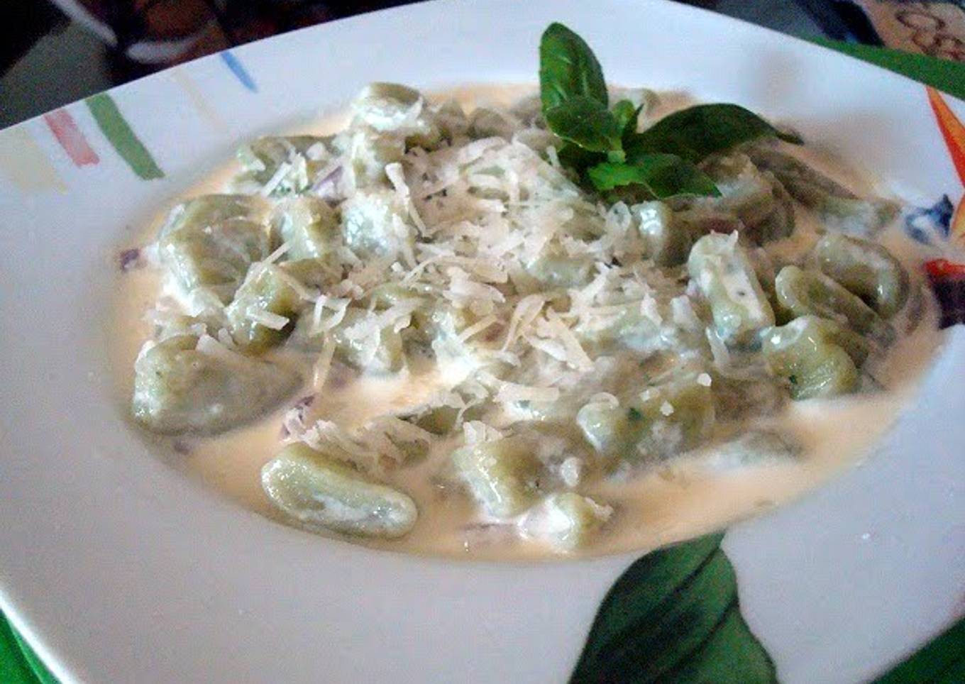 Basil gnocchi