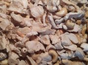 A picture of stir fried chicken with cashew nut