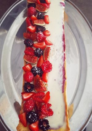 Une photo de Tarte Panna cotta confit de mûre fruit frais
