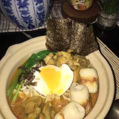 A picture of 40. Mie ramen kuah kari.