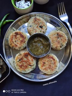 फलाहारी आलू टिक्की (Falahari aloo tikki recipe in hindi) रेसिपी मुख्य फोटो