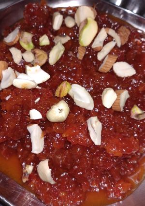 ગાજર નો હલવો (Gajar Halwa Recipe In Gujarati) રેસીપી મુખ્ય ફોટો