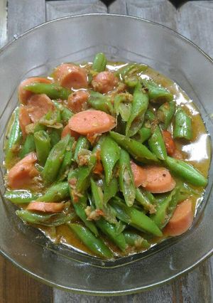 Foto resep Tumis buncis sosis pedas