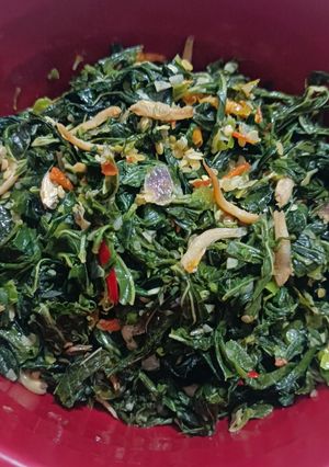 Foto resep Tumis daun singkong teri