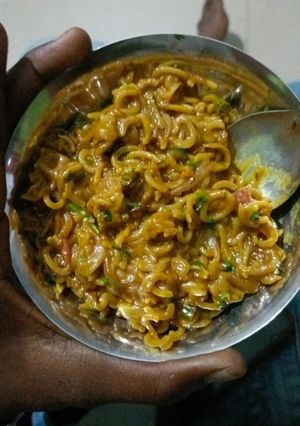 मैगी (maggi recipe in Hindi) रेसिपी मुख्य फोटो
