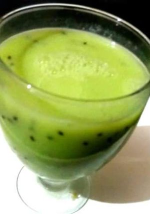 A picture of Kiwi Smoothie.