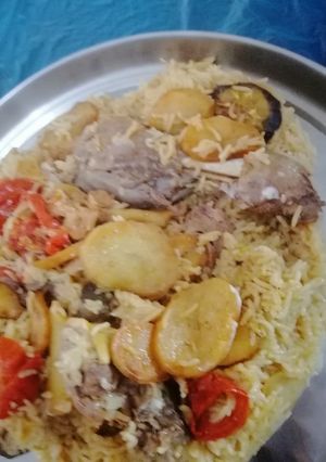 صورة لوصفة مقلوبة لحمة