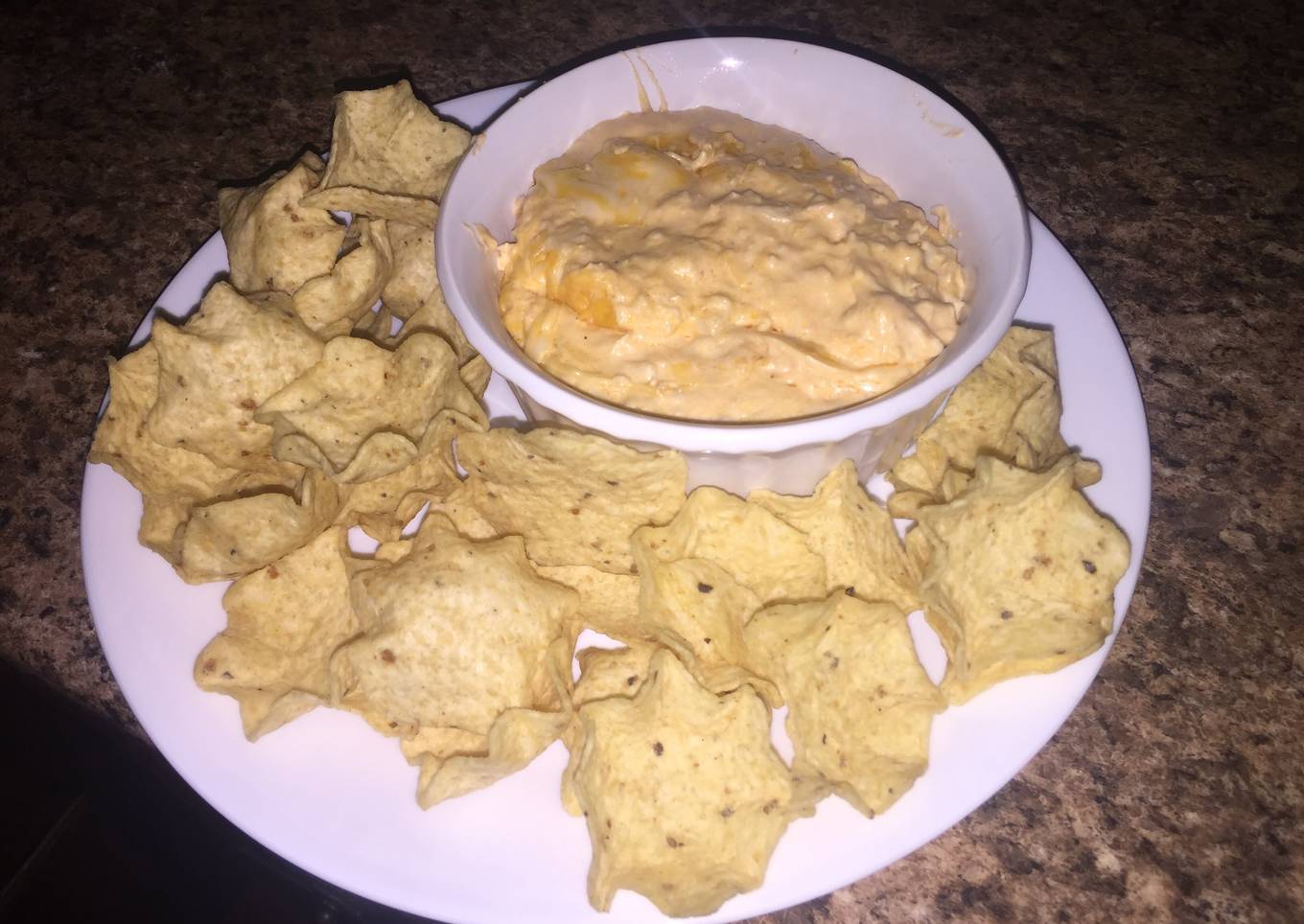 Simple Buffalo Chicken Dip