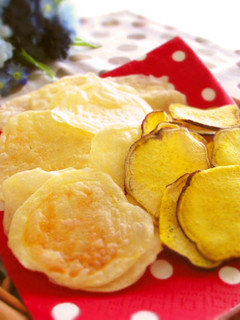 A picture of Non-Fried Potato Chips Easy in the Microwave.