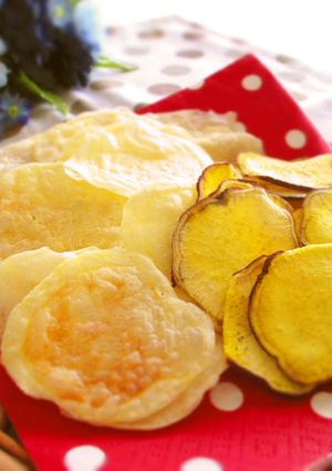 A picture of Non-Fried Potato Chips Easy in the Microwave.