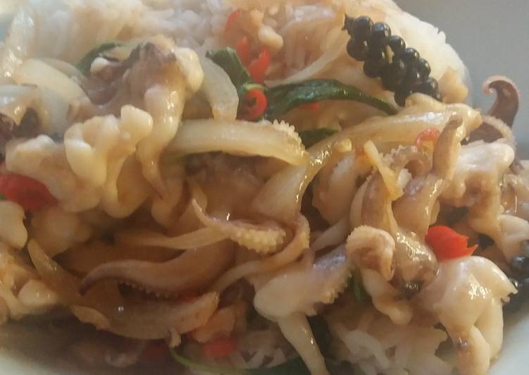 Step-by-Step Guide to Prepare Quick Pad Kee Moew Spuid