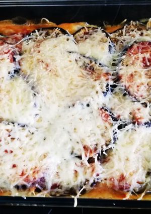 Una foto de Pastel de berenjenas al queso 🍆🧀