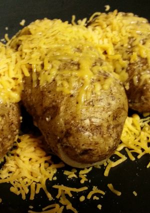A picture of Cheesy Hasselback Potatoes.
