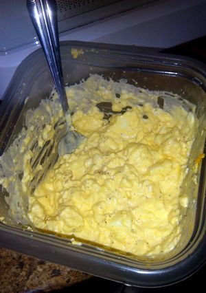 A picture of easy egg salad.