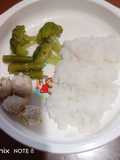 H96. Nasi Lembek Gurih Daun Jeruk dan Baso Ayam Sayuran (9 month+)