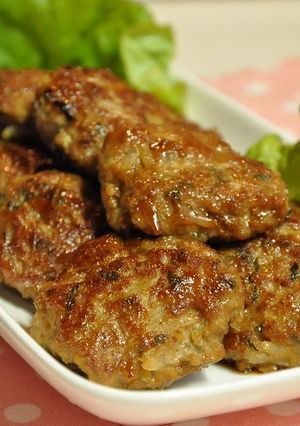 A picture of Bean Sprouts Teriyaki Hamburgers.