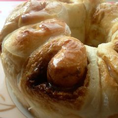 A picture of Brown Sugar Ring Bread.