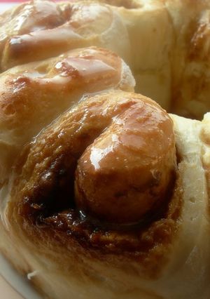 A picture of Brown Sugar Ring Bread.