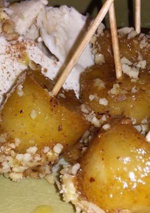Una foto de Plátano con nueces y canela