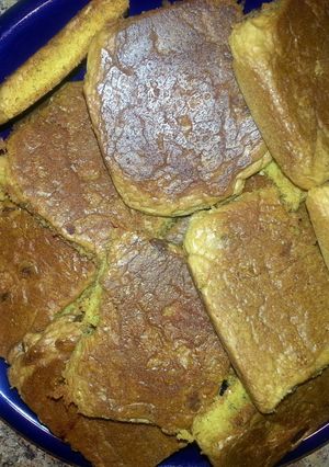 A picture of Chocolate chip Squares with hint of Lemon.