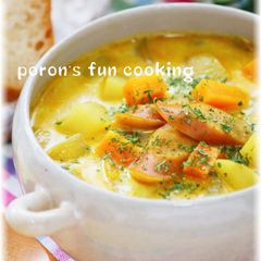 A picture of Milk and Curry Soup.