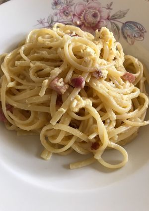 A picture of Carbonara - the Italian way.