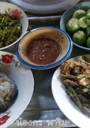 รูปของ ปลาทูทอด น้ำพริกกะปิ🍴😋