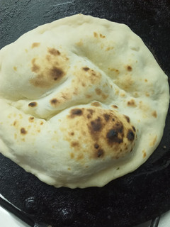 A picture of Tandoor ki roti.