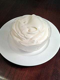 A picture of Vanilla Buttercream Cream Cheese Frosting.