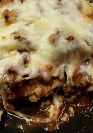 A picture of Gluten-free Deep Dish Pizza.