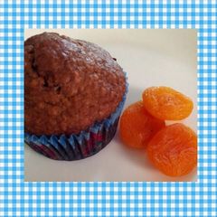 A picture of Apricot bran muffins.