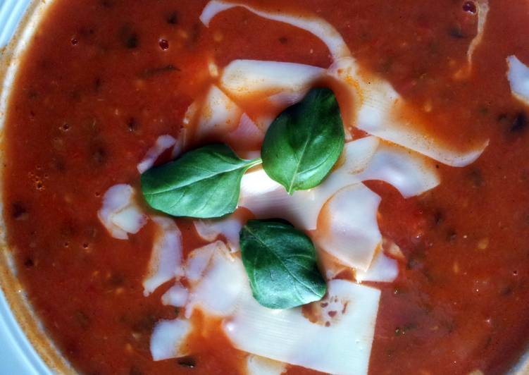 Fresh tomato soup Fresh tomato soup