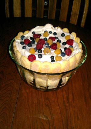 A picture of Mel's Famous Lemon Berry Trifle.