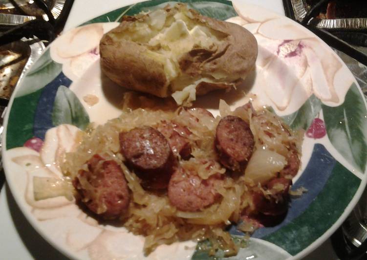 Steps to Make Favorite Kielbasa and Kraut