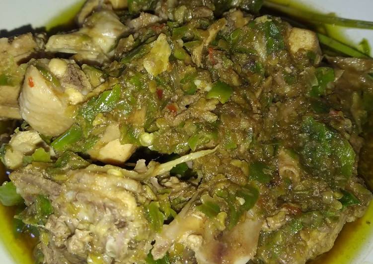 Rica-rica tulang ayam