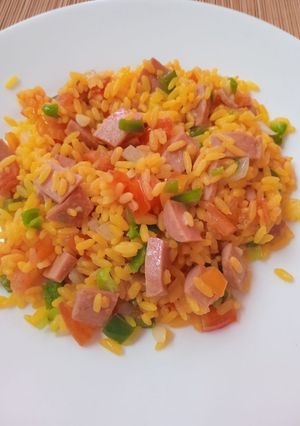 Una foto de Arroz amarillo con zanahoria