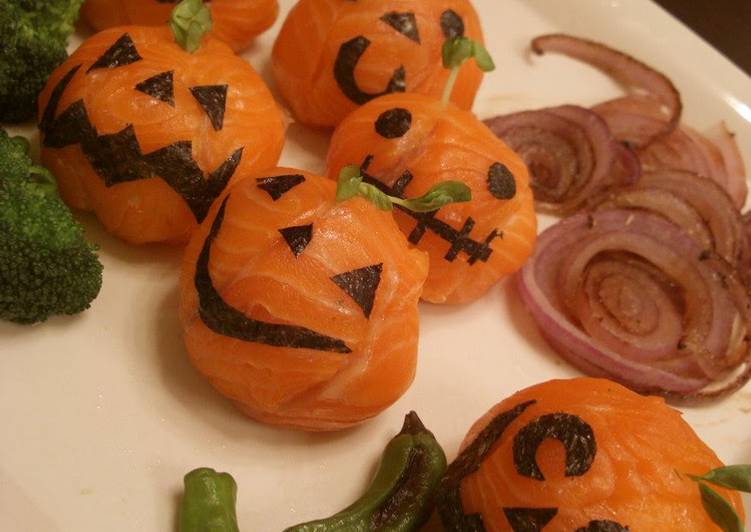 Recipe of Homemade Halloween-Themed Temari Sushi
