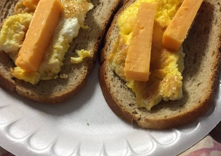Recipe of Any-night-of-the-week Cheese Over Egg On Rye