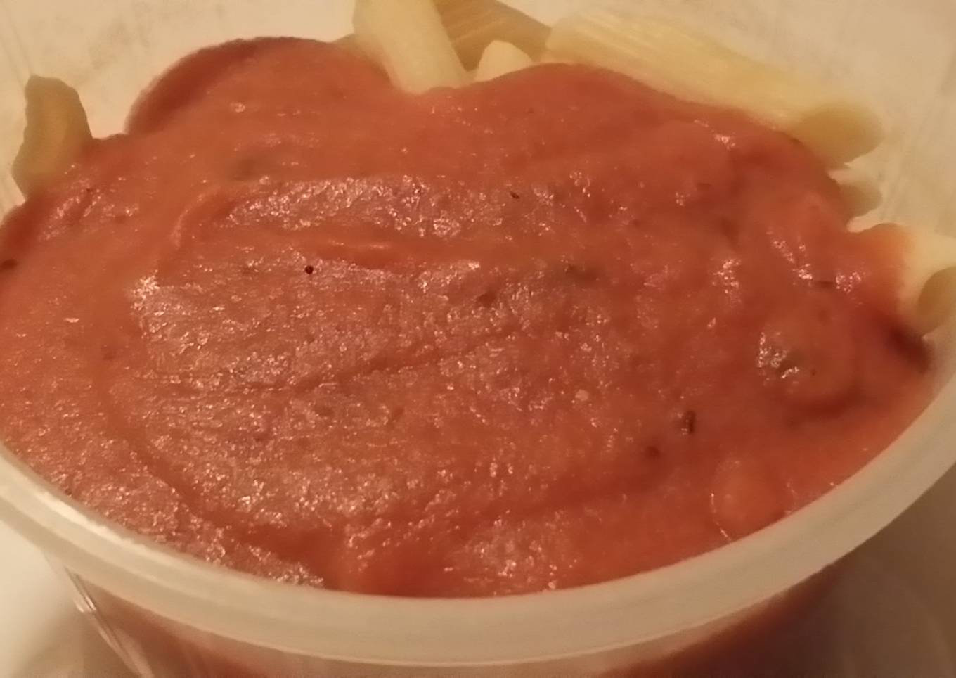 Vegan Cheesy Tomato Sauce (Lactose Free)