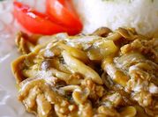 A picture of cloves k fungus sauce