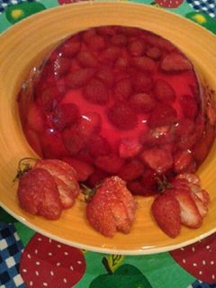 عکسی از دستور ژله سورپرایز دسر نپختنی