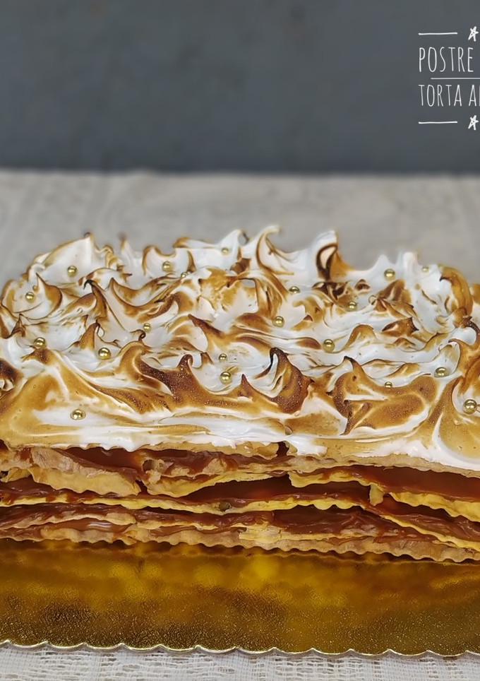 Una foto de Postre Rogel/ Torta alfajor