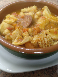 Una foto de Callos con garbanzos (a la gallega)