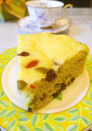 A picture of Chinese Steamed Castella Cake.