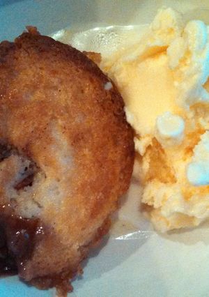 A picture of Mini Peach Cobbler.